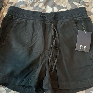 Gap dark blue shorts